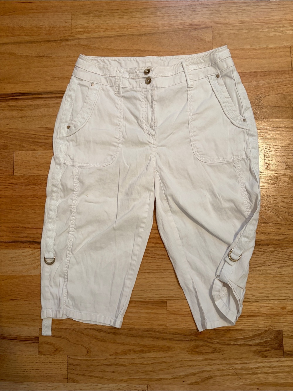 Chico’s White Linen-Blend Cargo Capri Pants - Size 00 (0 / XS)